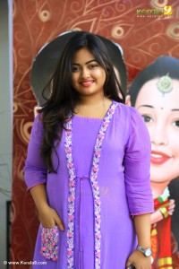 actress-shalin-zoya-latest-pics-311