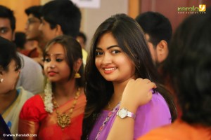 actress-shalin-zoya-latest-pics-778