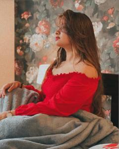 shaalin-in-red-outfit-001