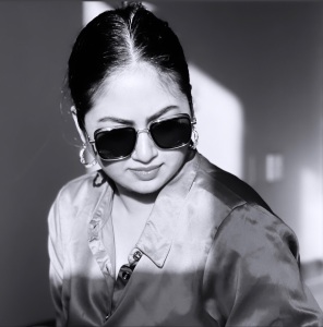 shaalin-zoya-black-and-white-style-photos-003