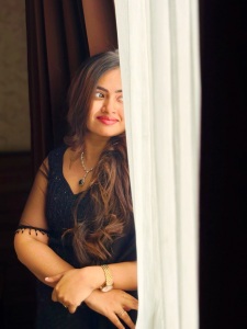 shaalin-zoya-in-dark-party-wear-out-with-net-sleeves-design-photos-003
