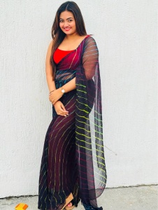 shaalin-zoya-in-makeup-style-ideas-photos-003
