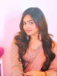 shaalin-zoya-in-soft-peach-dress-looking-good-in-after-weight-loss-photos-005