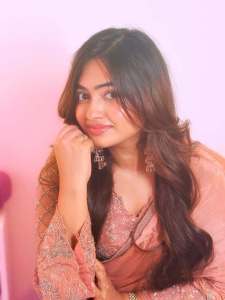 shaalin-zoya-in-soft-peach-dress-looking-good-in-after-weight-loss-photos-006