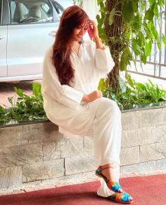 shaalin-zoya-look-instagram-photos2022-005