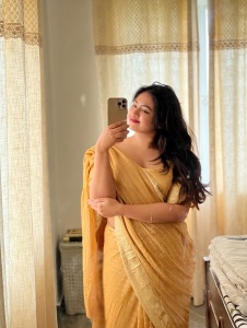 shaalin-zoya-new-chubby-look-with-style