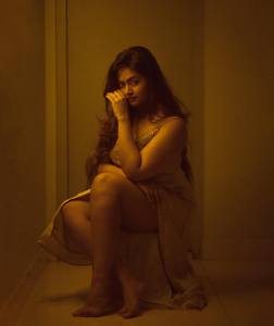 shaalin-zoya-new-photos-in-modern-dress-001