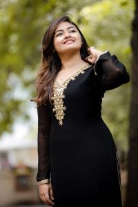 shalin zoya latest new photos 092-006