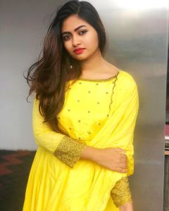shalin zoya latest photos-005
