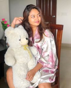 shalin zoya latest photos6987-003