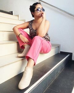 shalin zoya latest photoshoot pics 051-010
