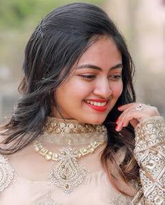 shalin-zoya-latest-pic-in-fashion-dress-004