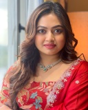shalin-zoya-in-shimmer-and-sharara-dress-style-photos-002
