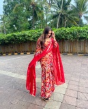 shalin-zoya-in-shimmer-and-sharara-dress-style-photos