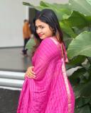 shaalin-zoya-in-pink-pattu-saree-photos