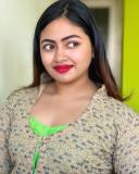 shaalin-zoya-in-vibrant-colour-lipstick-photos-010