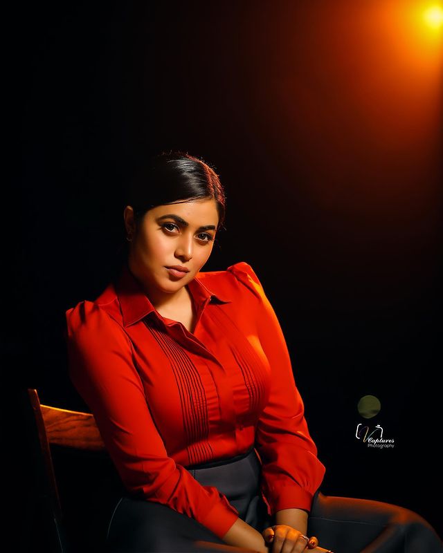 actress-shamna-kasim-latest-photos-004