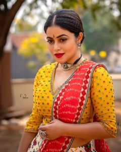 1_shamna-kasim-latest-images-001