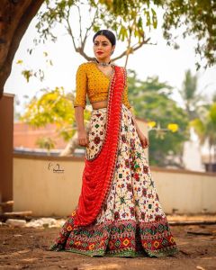 1_shamna-kasim-latest-images-004