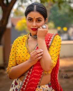 1_shamna-kasim-latest-images-005