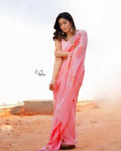 1_shamna-kasim-poorna-new-photos-in-light-pink-colour-saree-001