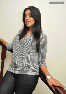 3376poorna_latest_pictures_91-004