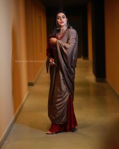 actress-poorna-new-photos