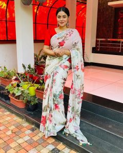 actress shamna kasim latest photos saree-004