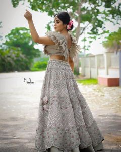 actress shamna kasim latest photos saree-006