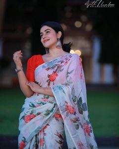 actress shamna kasim latest photos saree-024
