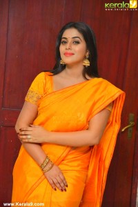 poorna-latest-photos-210-00133