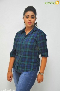 poorna-latest-pics-100-01341