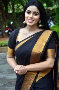 poorna-photos-11096