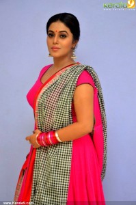 poorna-pics-12028