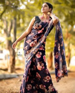 shamna-kasim-in-blue-colour-saree-photos-004