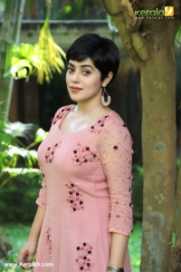 shamna-kasim-latest-images-0932-00540