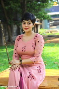 shamna-kasim-latest-images-0932-00742