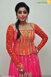 shamna-kasim-latest-images-50041
