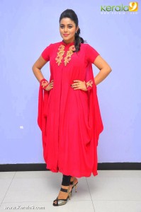 shamna-kasim-latest-photo-shoot-pics-0019