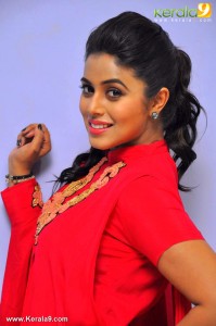 shamna-kasim-latest-photo-shoot-pics-01481