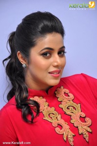 shamna-kasim-latest-photo-shoot-pics-01989