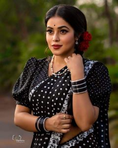 shamna-kasim-latest-photos-013