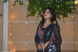 shamna-kasim-latest-photos-07228