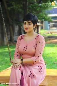 shamna-kasim-latest-photos-0823-01057
