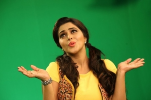 shamna-kasim-latest-photos-112-01380
