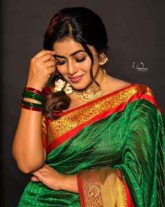 shamna-kasim-latest-photos-in-green-saree-005
