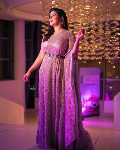 shamna-kasim-latest-photos-in-red-saree-201-002