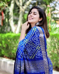 shamna-kasim-latest-photos-in-white-saree-001