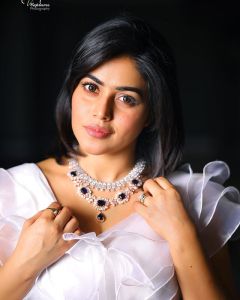 shamna kasim latest pics-009