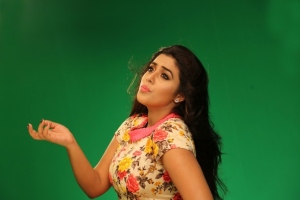 shamna-kasim-latest-pics-556-00129